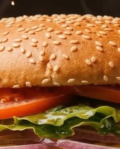 Susamlı brioş ekmeğin üst kısmı